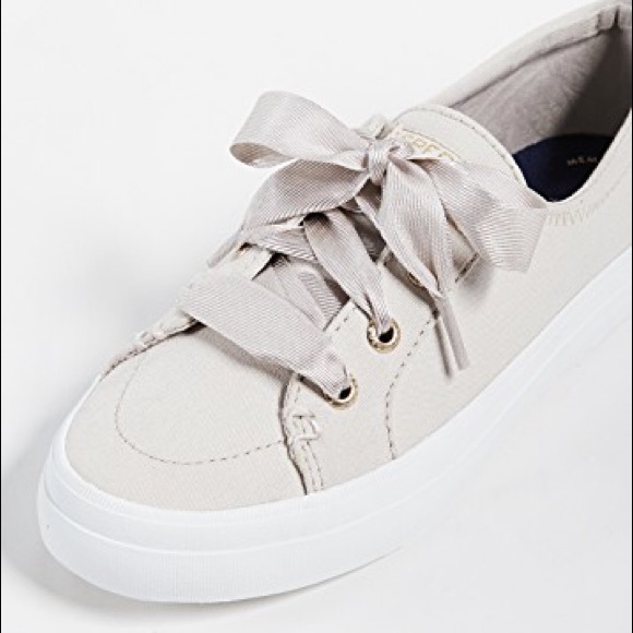 sperry crest vibe satin
